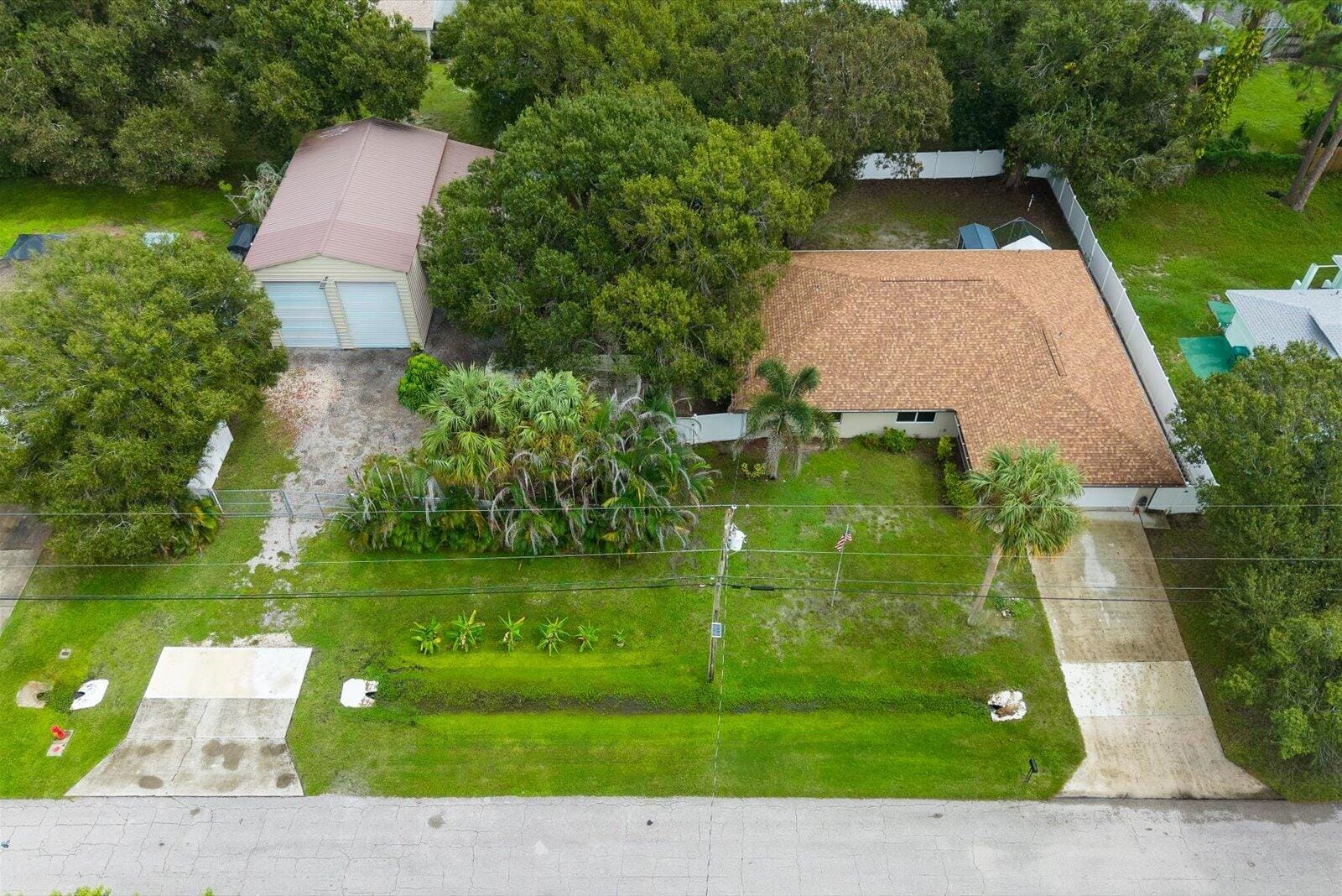 5112 Myrtle Drive, Fort Pierce, FL 34982 photo 2