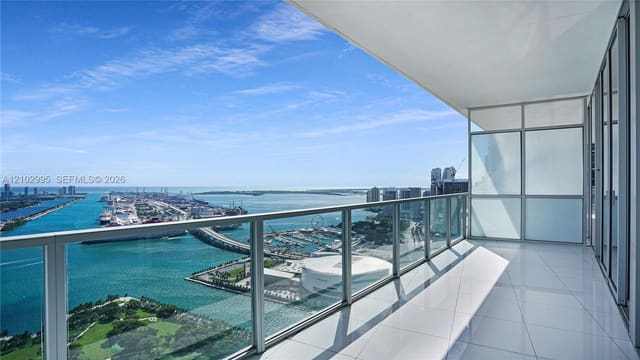 1100 Biscayne Boulevard 5202, Miami, FL 33132