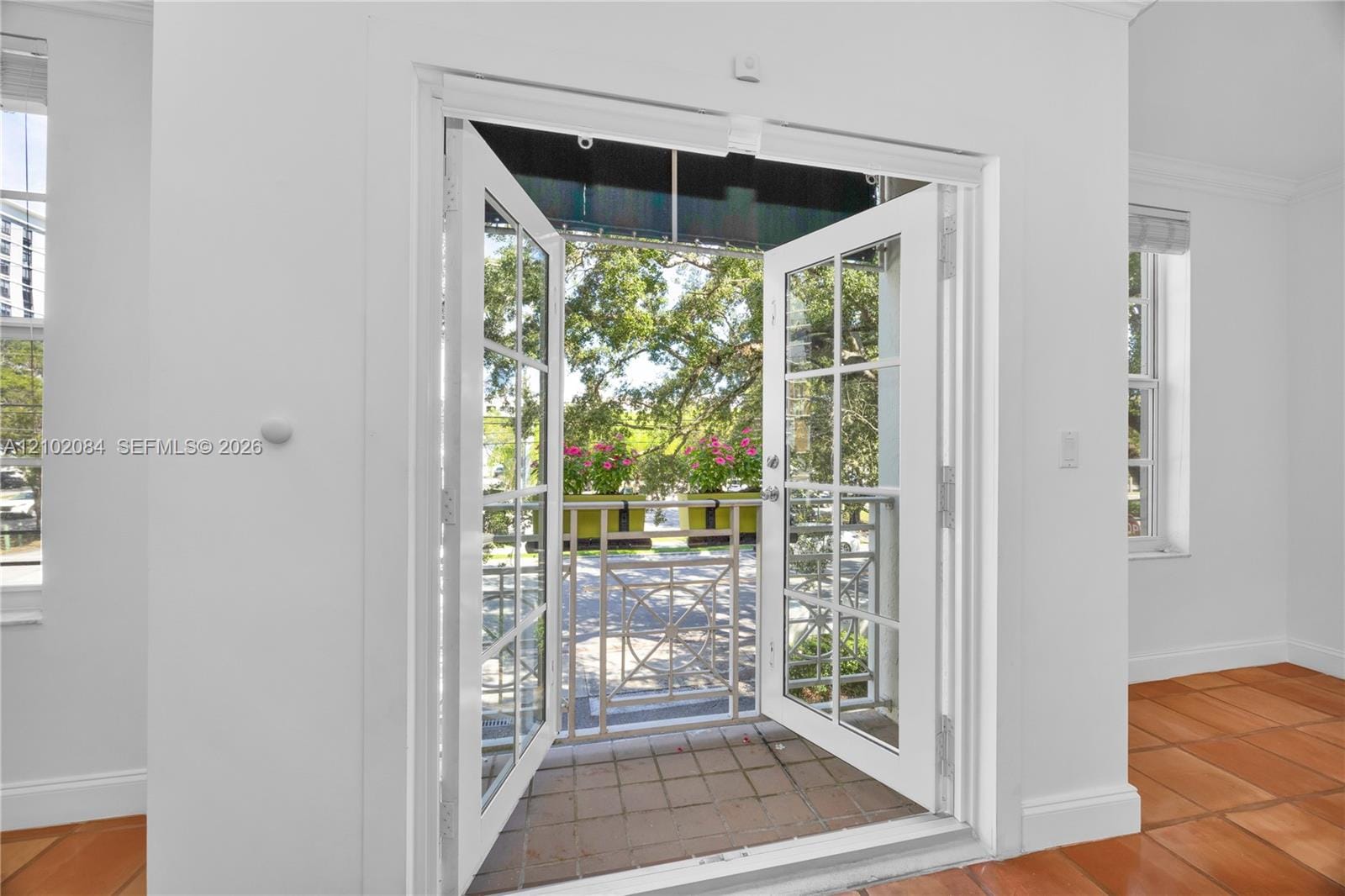 5801 SW 74th Terrace 2, South Miami, FL 33143 photo 10