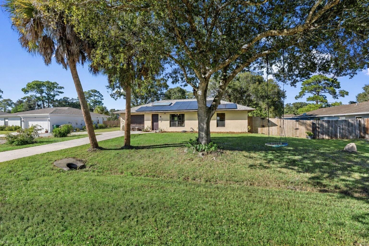 7804 SAN CARLOS Drive, Fort Pierce, FL 34951 photo 2