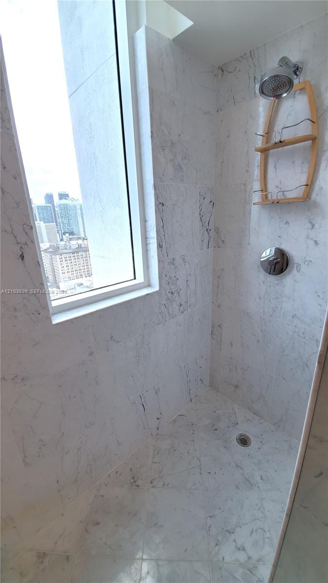 253 NE 2nd Street 1809, Miami, FL 33132 photo 17