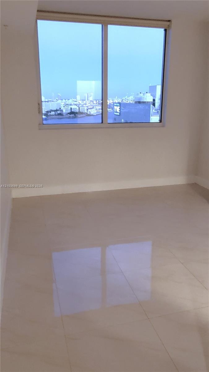 253 NE 2nd Street 1809, Miami, FL 33132 photo 23