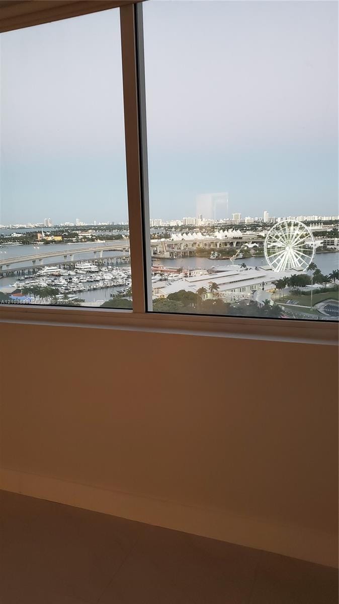 253 NE 2nd Street 1809, Miami, FL 33132 photo 24