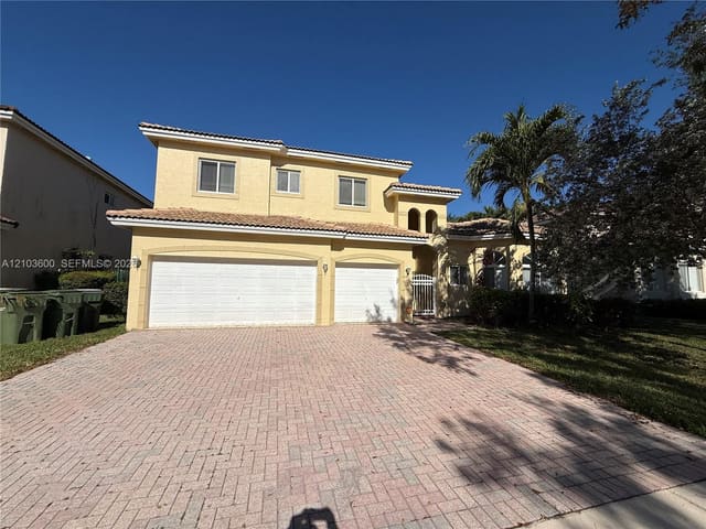 2250 SE 19th Avenue, Homestead, FL 33035