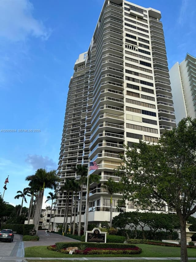 20185 E Country Club Drive 2406, Aventura, FL 33180
