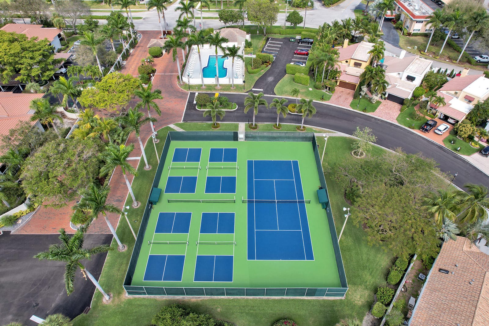 40 Pelican Pointe Drive 205 — photo 2