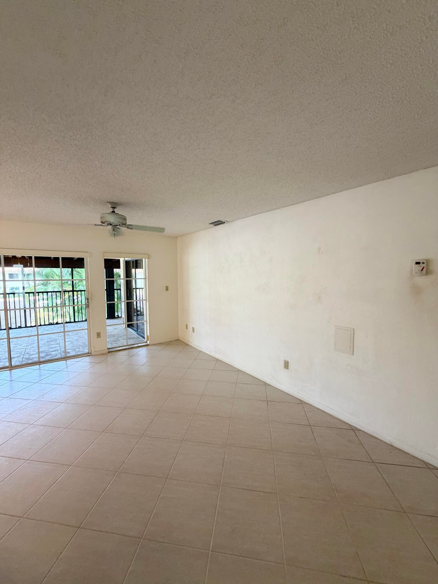 40 Pelican Pointe Drive 205, Delray Beach, FL 33483 photo 16