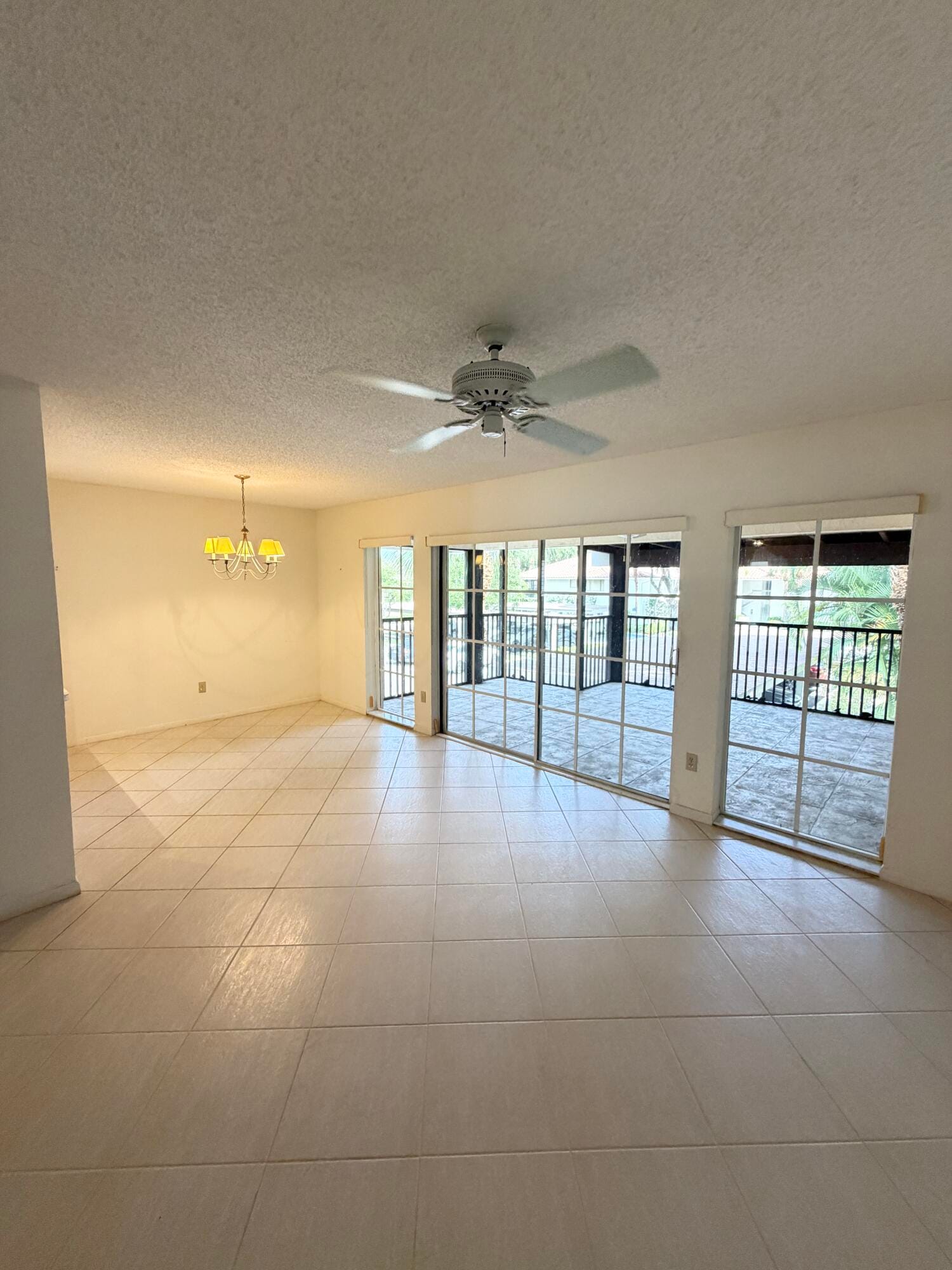40 Pelican Pointe Drive 205, Delray Beach, FL 33483 photo 17