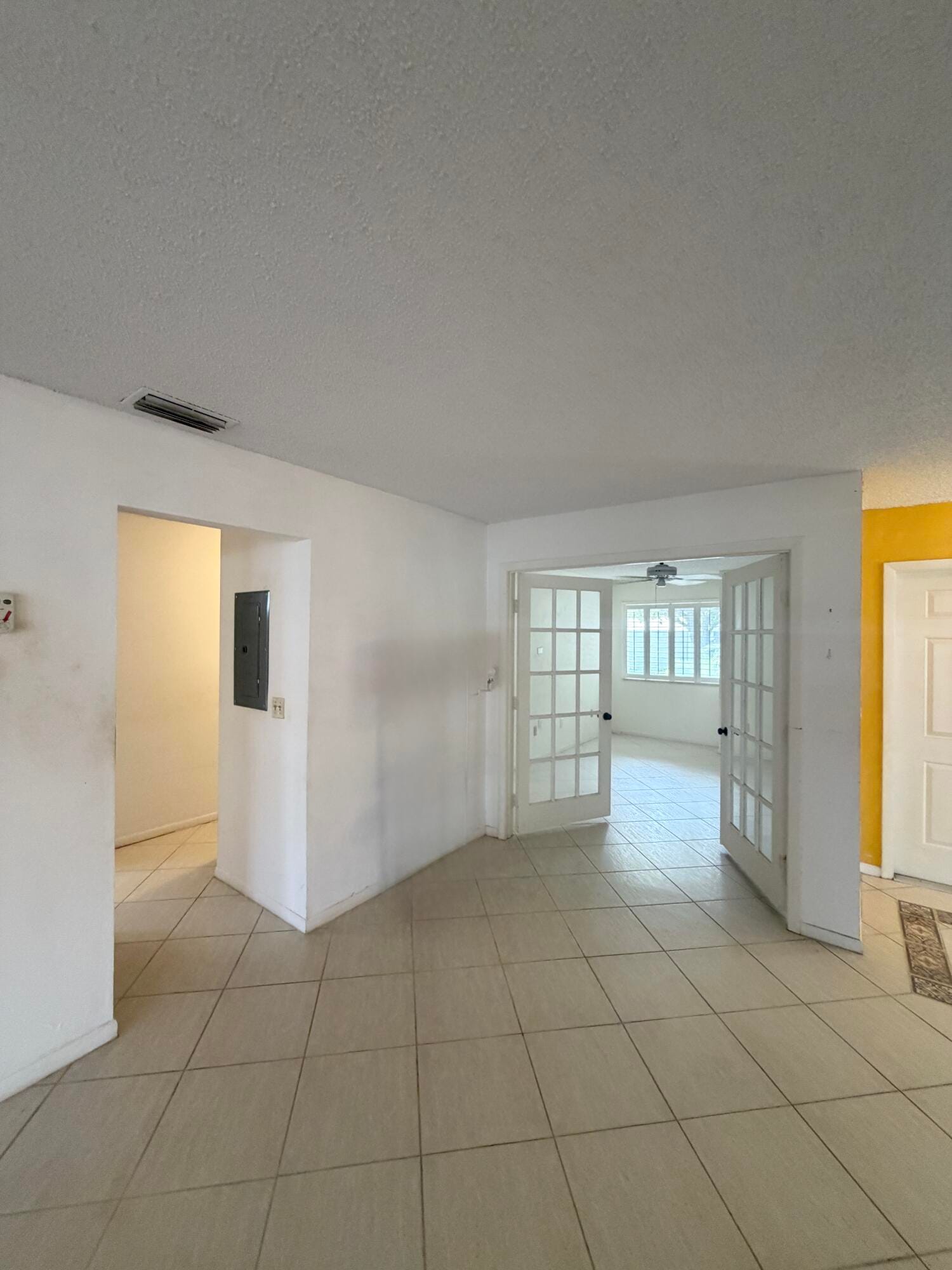 40 Pelican Pointe Drive 205, Delray Beach, FL 33483 photo 18