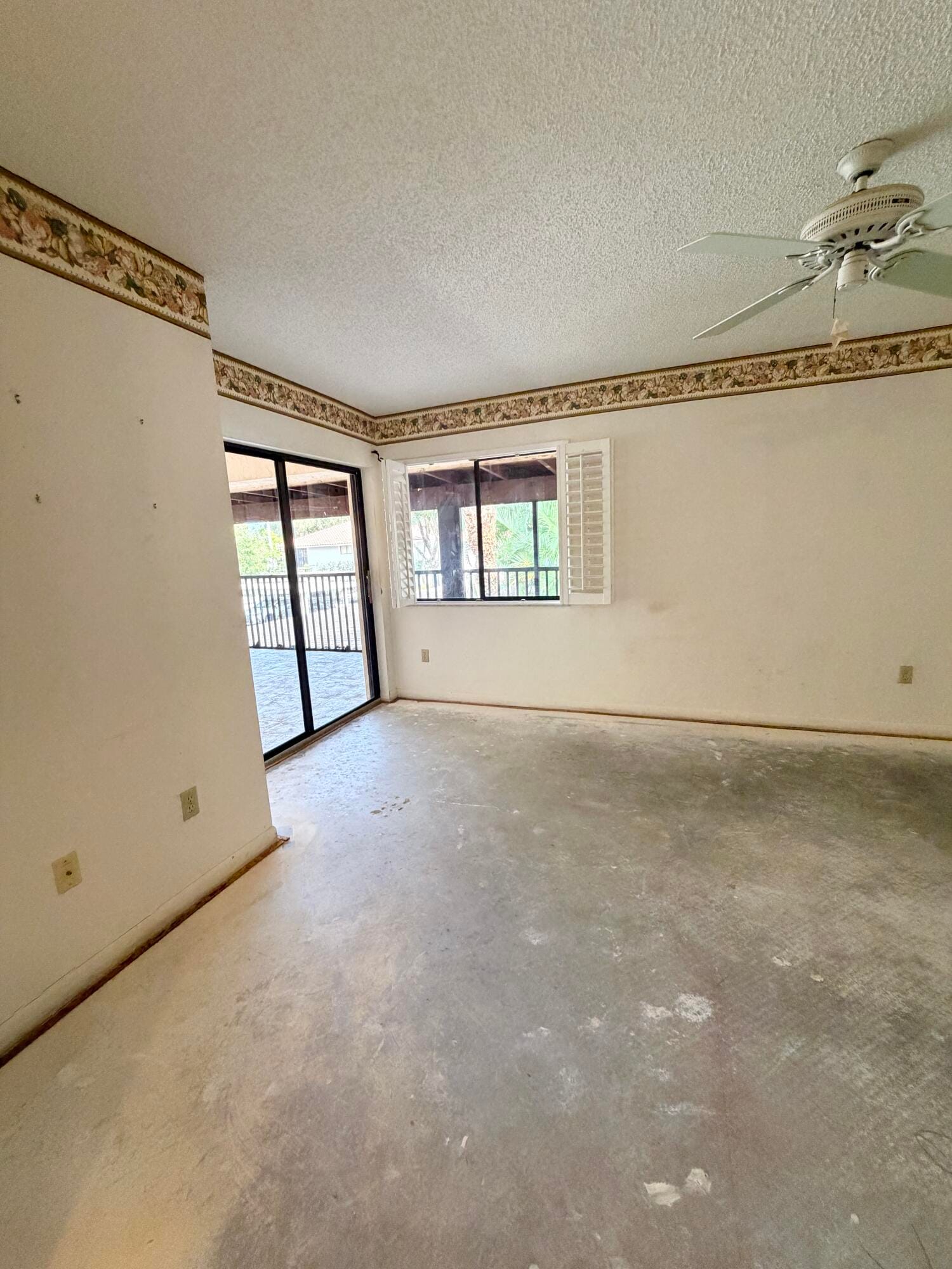 40 Pelican Pointe Drive 205, Delray Beach, FL 33483 photo 19