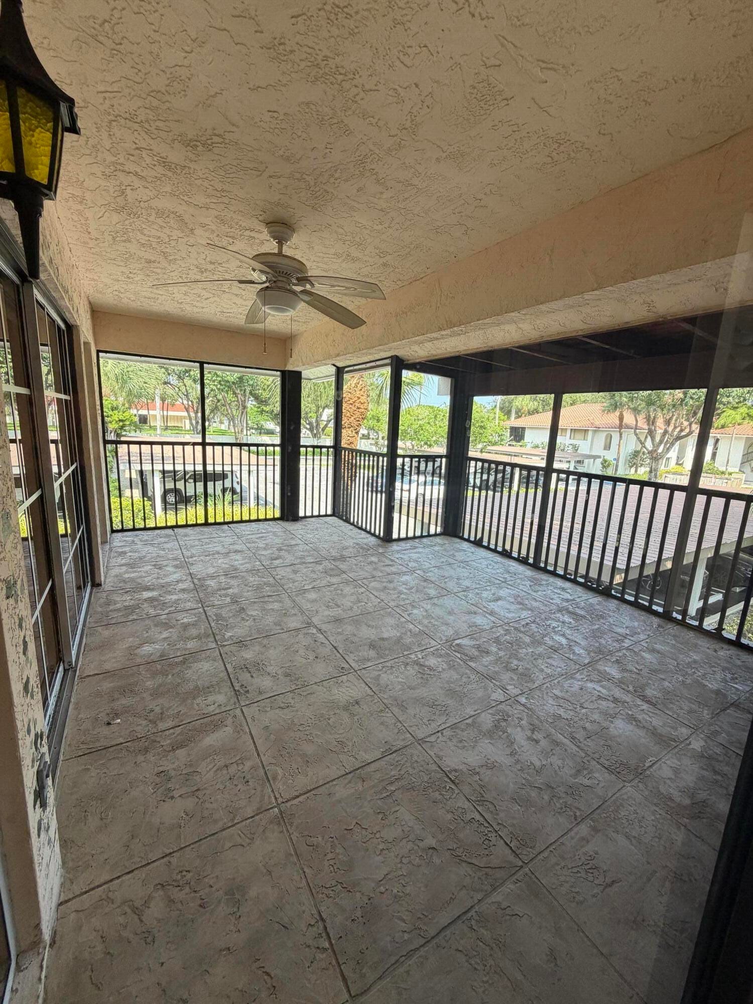40 Pelican Pointe Drive 205, Delray Beach, FL 33483 photo 20