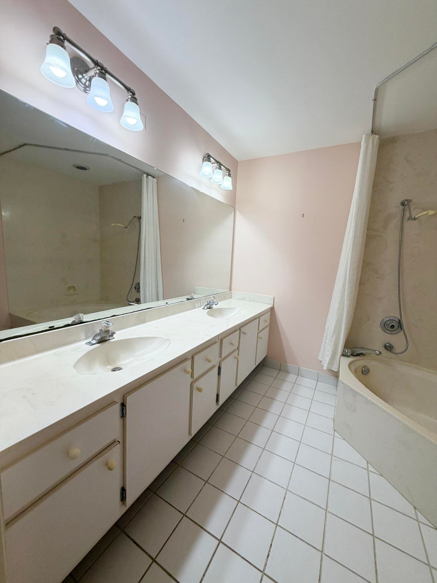 40 Pelican Pointe Drive 205, Delray Beach, FL 33483 photo 23