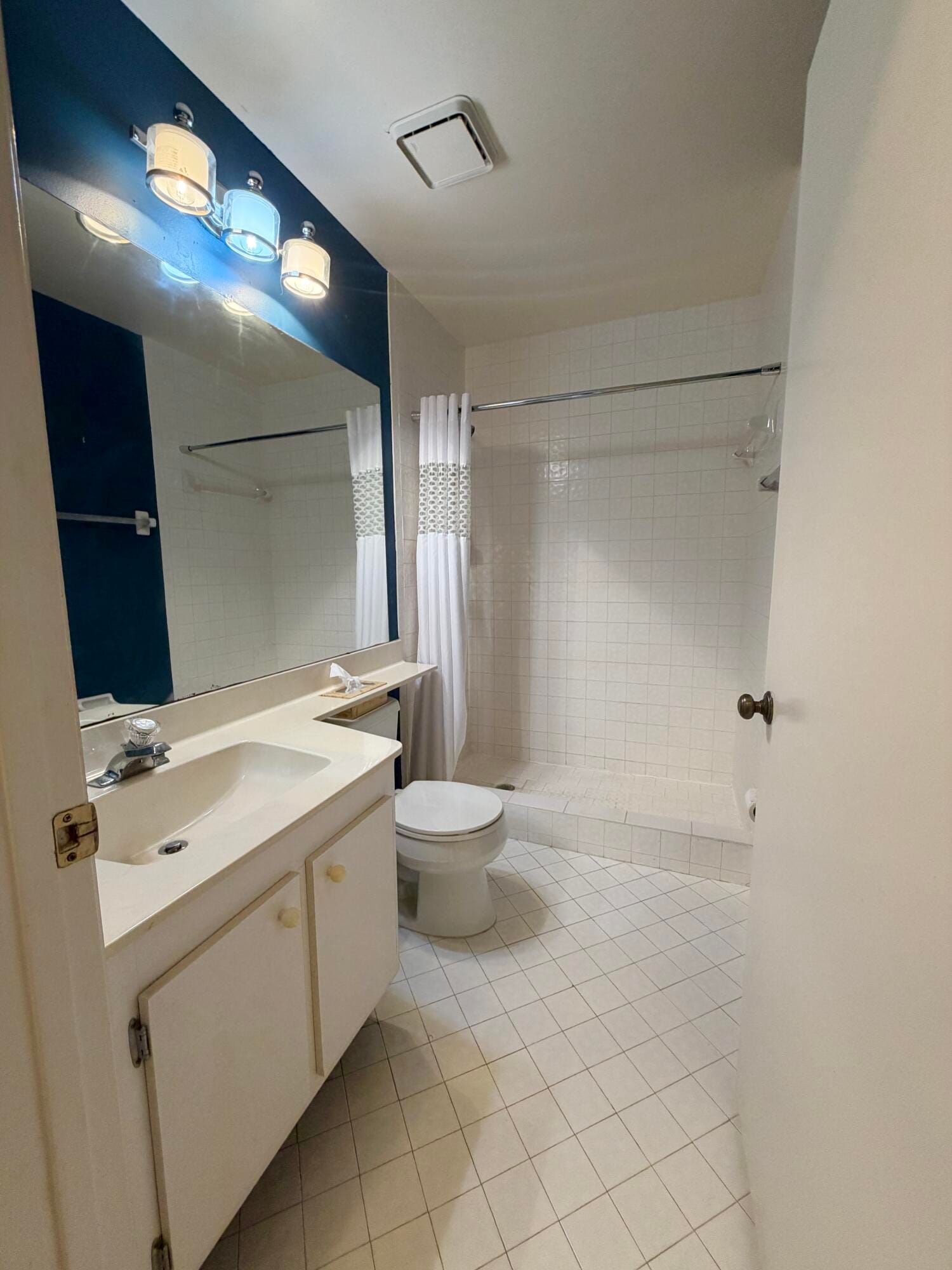 40 Pelican Pointe Drive 205, Delray Beach, FL 33483 photo 26
