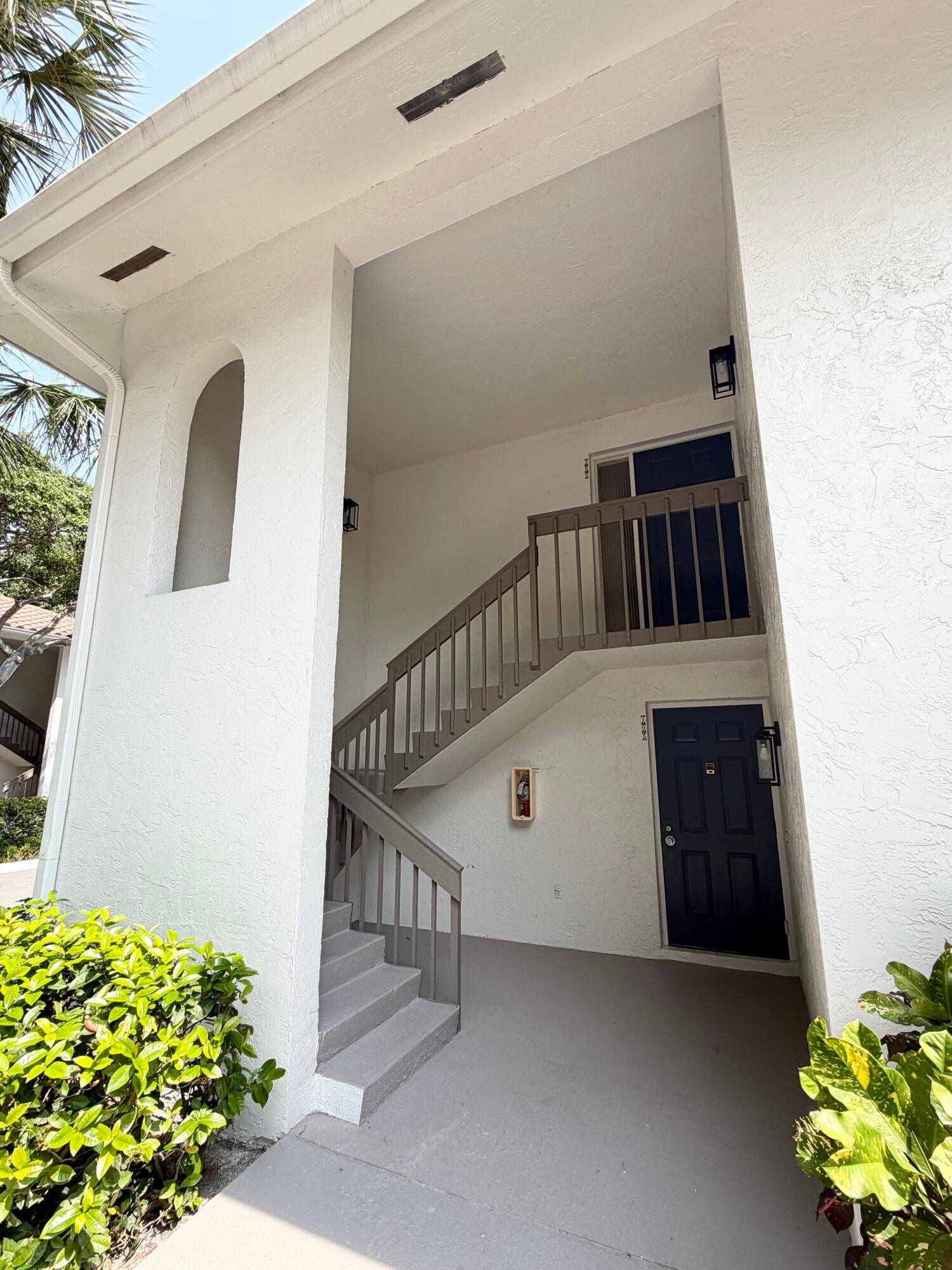 40 Pelican Pointe Drive 205 — photo 7