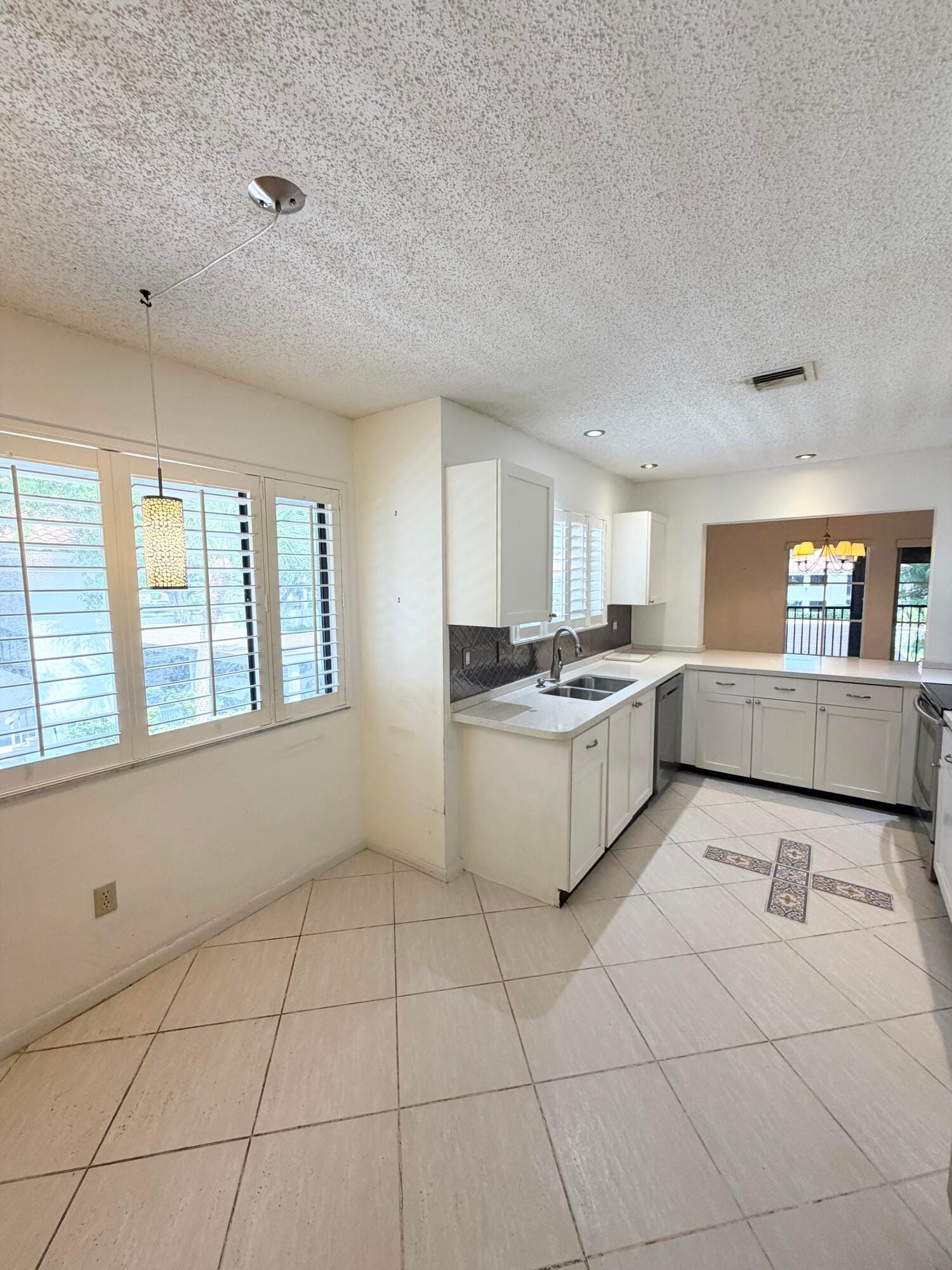 40 Pelican Pointe Drive 205 — photo 10