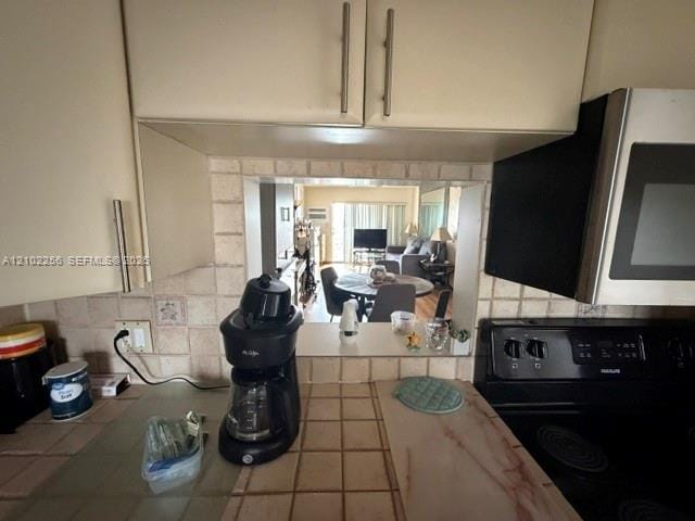 2500 Diana Drive 308, Hallandale Beach, FL 33009 photo 10