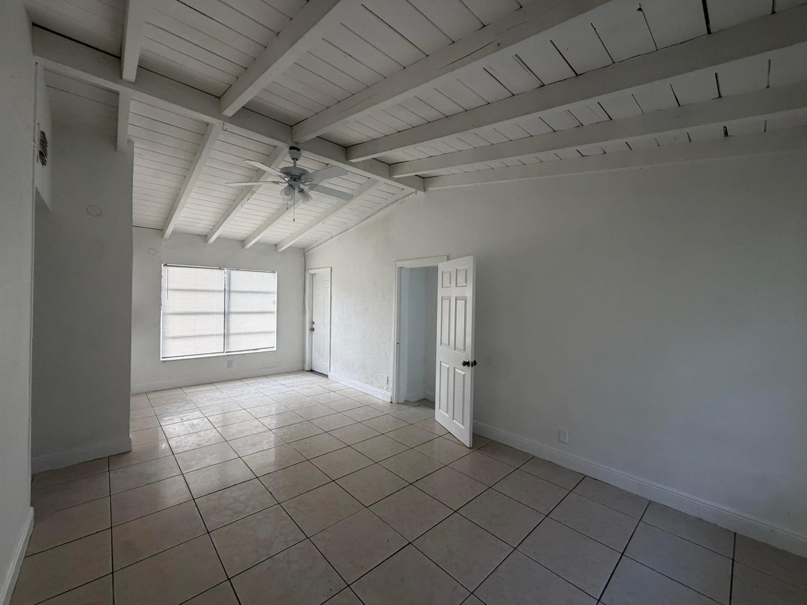 1729 NW 16th Avenue, Fort Lauderdale, FL 33311 photo 2