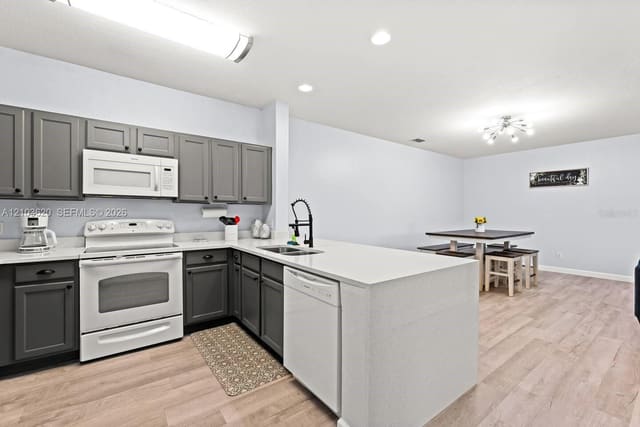 3175 Feltrim Place 305, Villas At Secret Lake Cond, Kissimmee, FL