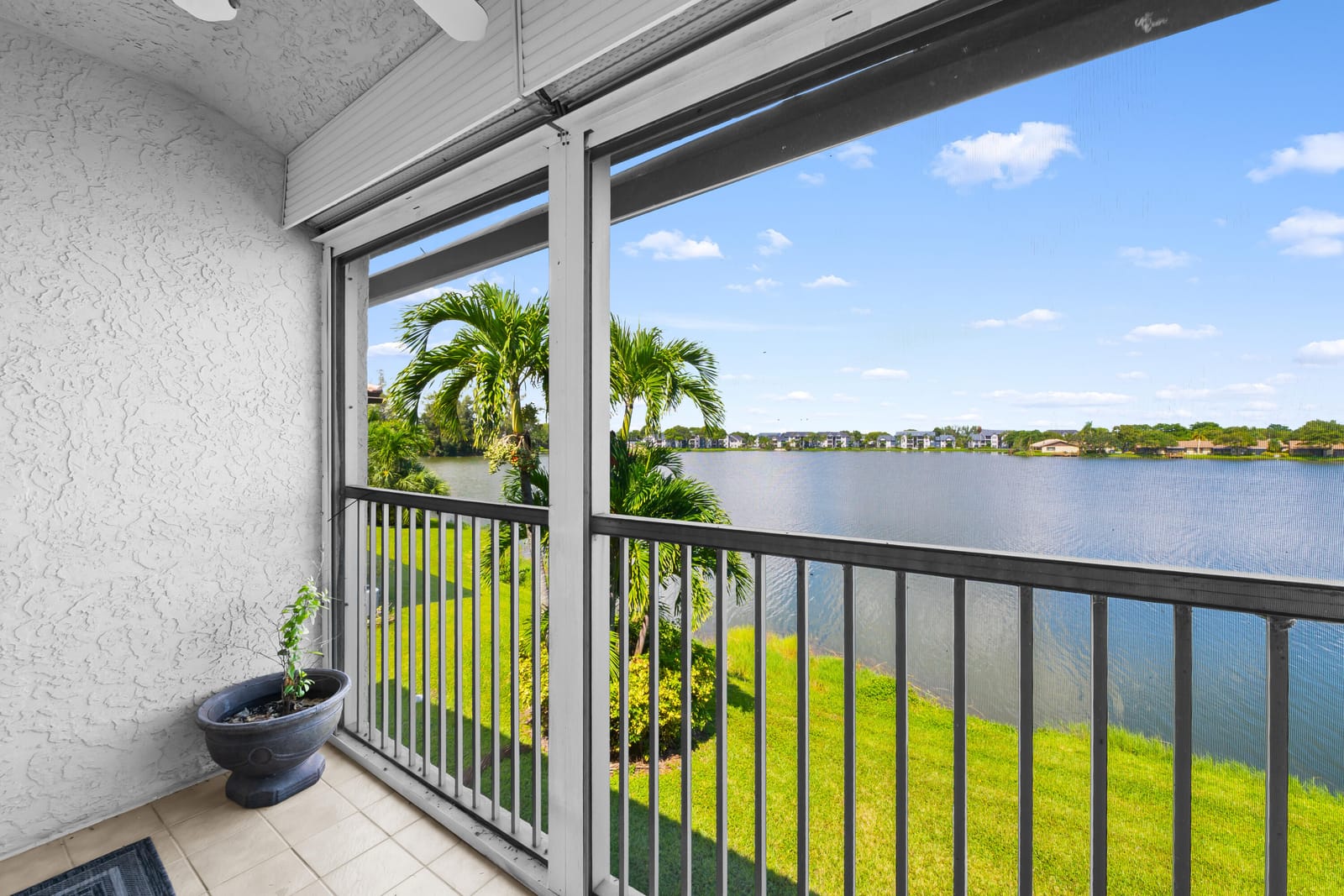5510 LAKESIDE Drive 201, Margate, FL 33063 photo 6