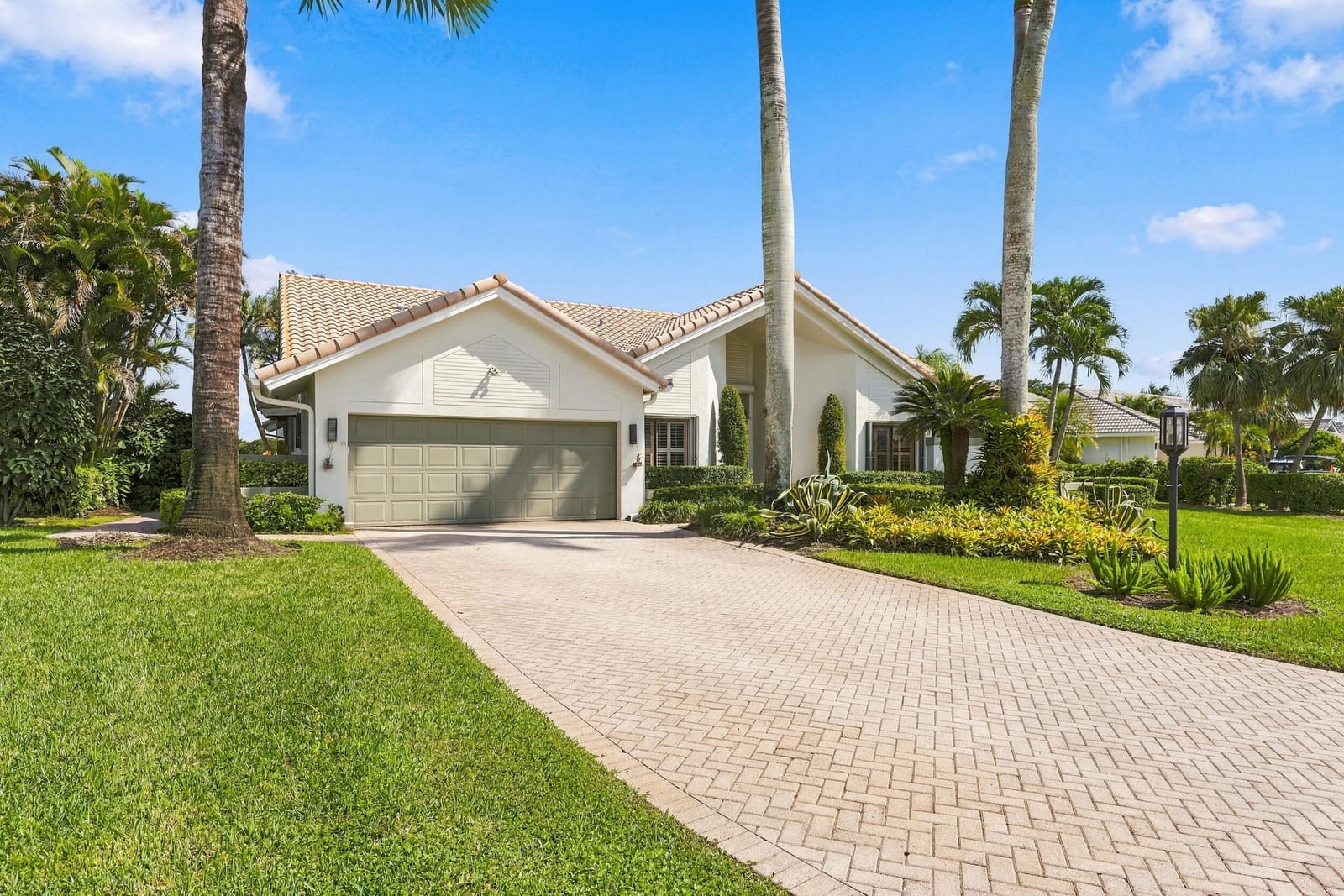17556 CHARNWOOD Drive, Boca Raton, FL 33498
