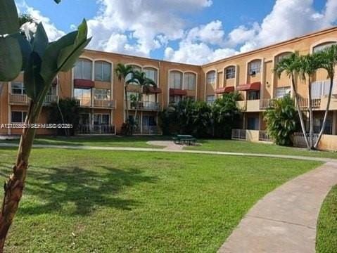 17911 NW 68th Avenue N207, Hialeah, FL 33015 photo 4