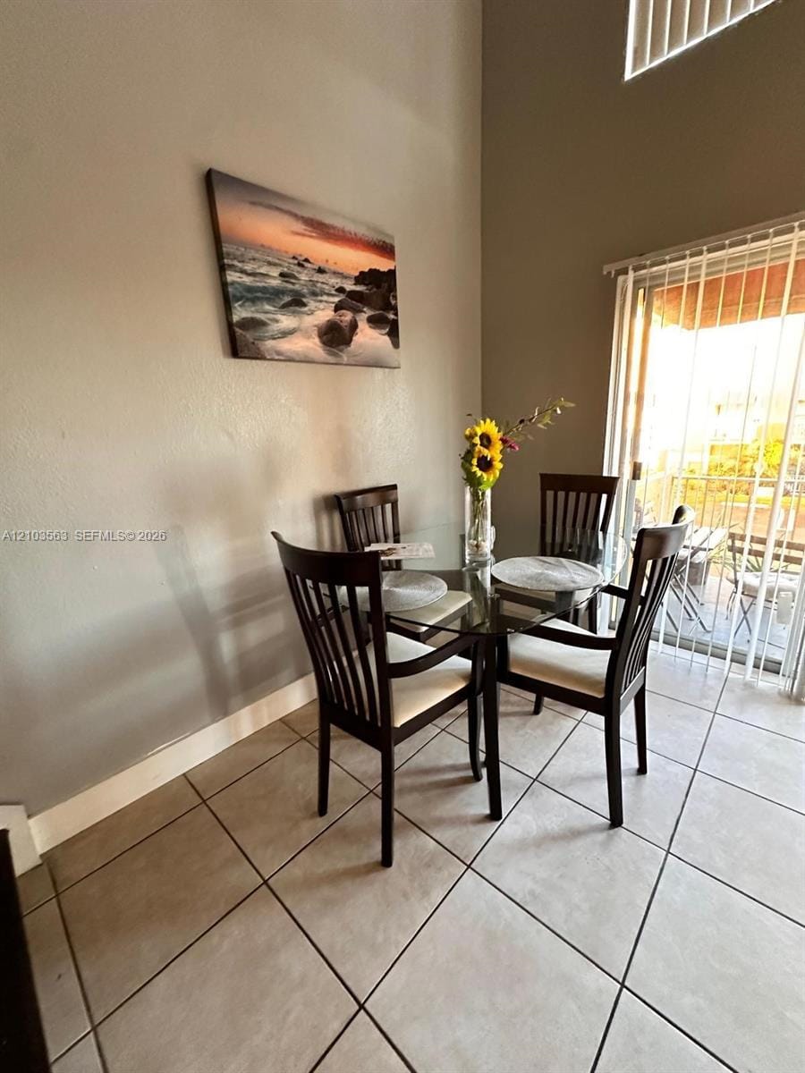 17911 NW 68th Avenue N207, Hialeah, FL 33015 photo 8