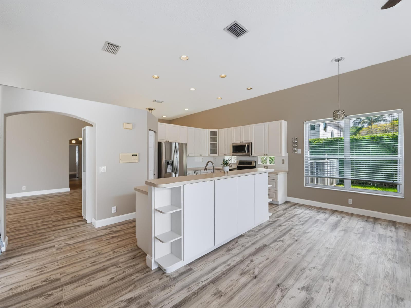 5574 Bermuda Dunes Circle, Lake Worth, FL 33463 photo 14