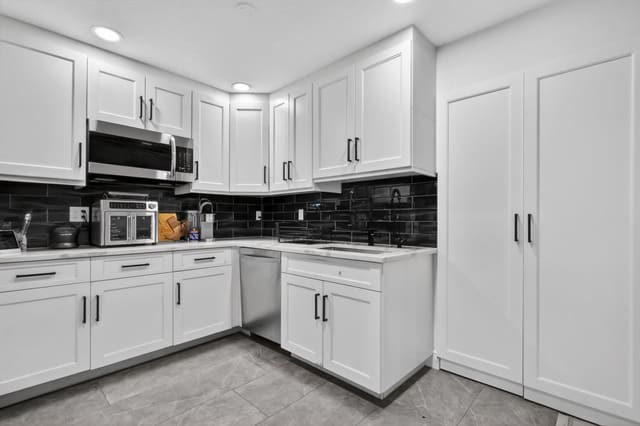 1691 W 26TH Court, Riviera Beach, FL 33404