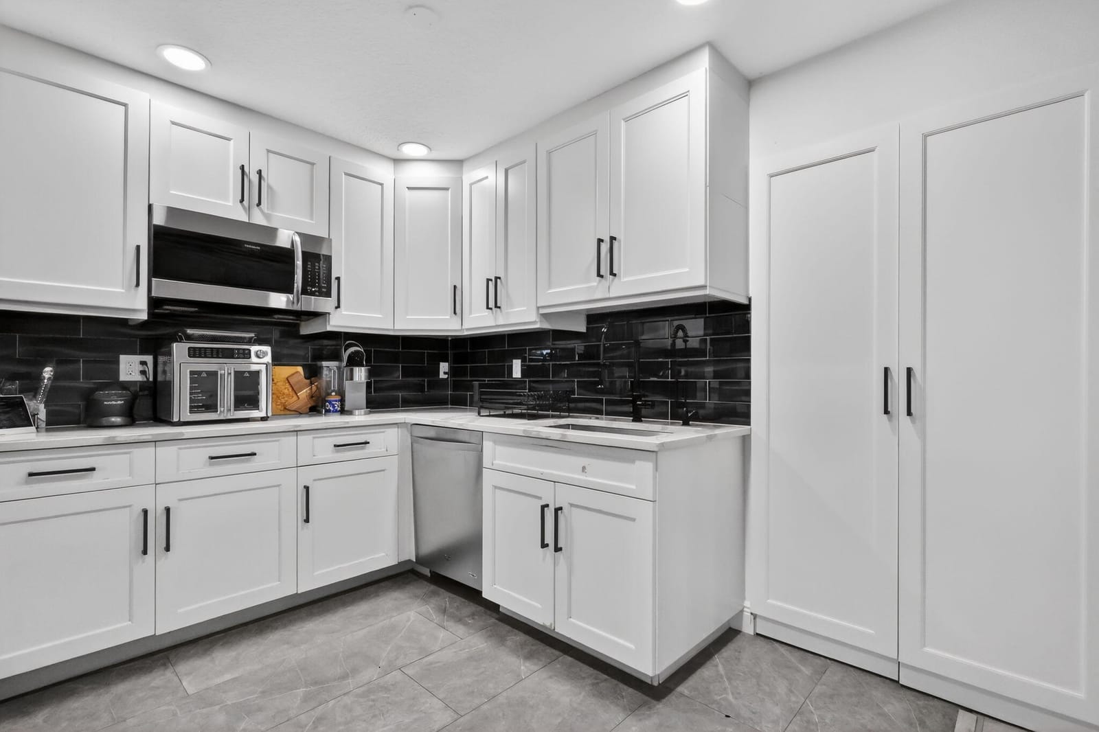 1691 W 26TH Court, Riviera Beach, FL 33404