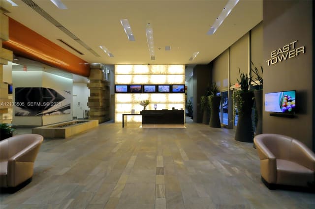 500 Brickell Avenue 1607, Miami, FL 33131
