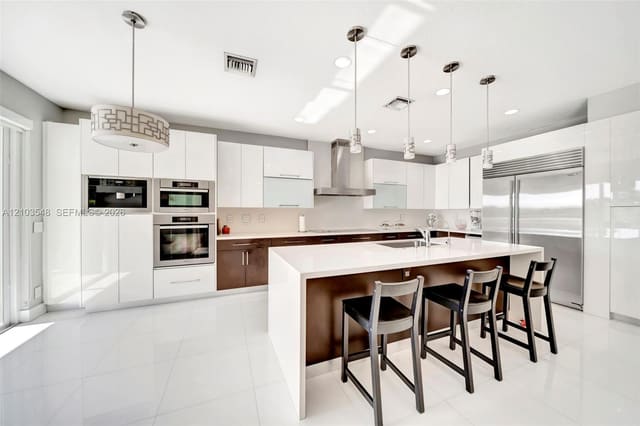 4424 E Whitewater Avenue, Weston, FL 33332