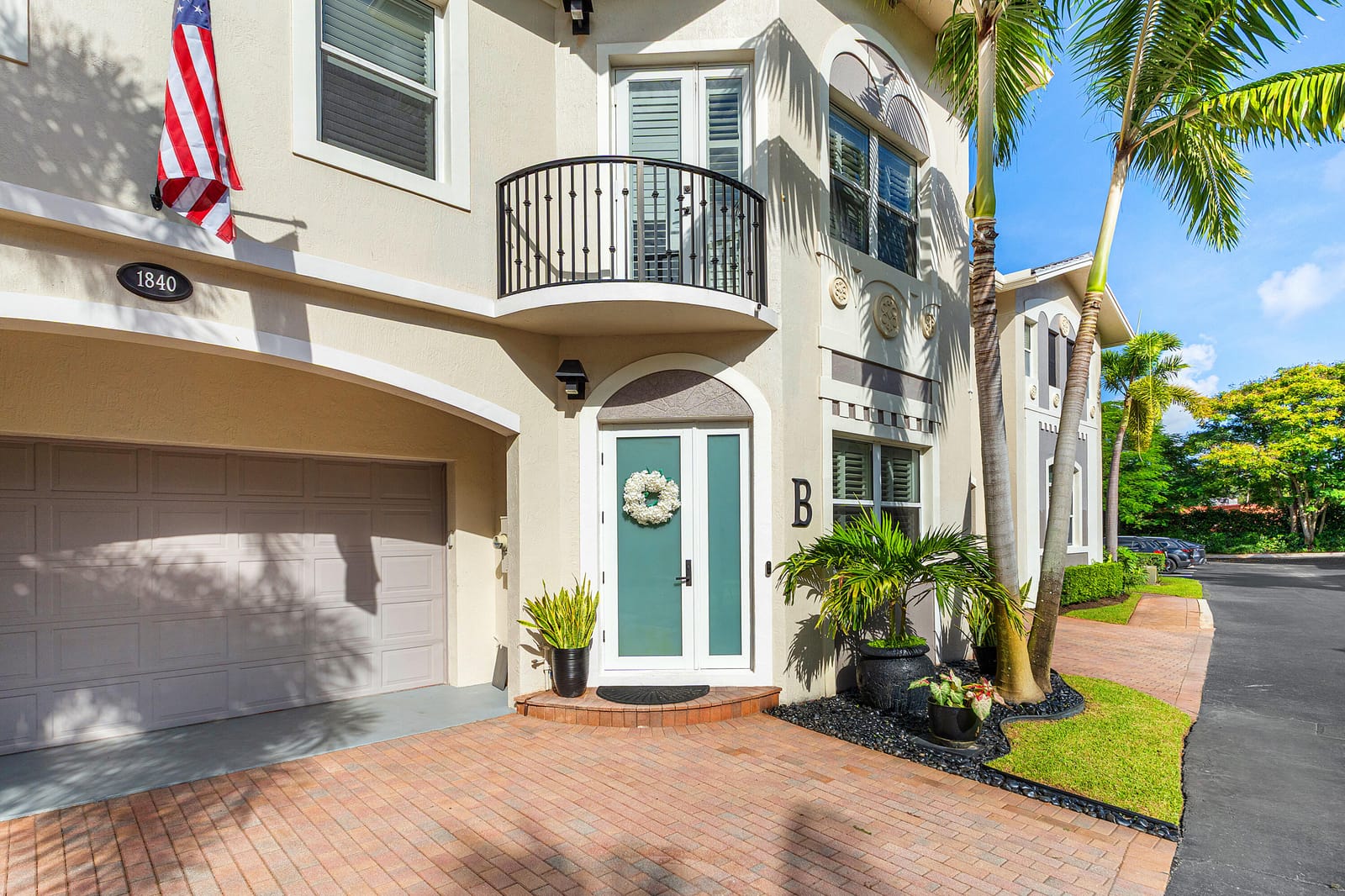1840 HIGHLAND GROVE Drive, Delray Beach, FL 33445 photo 2