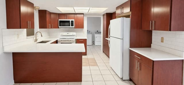 218 OLIVE Avenue, Port St. Lucie, FL 34952