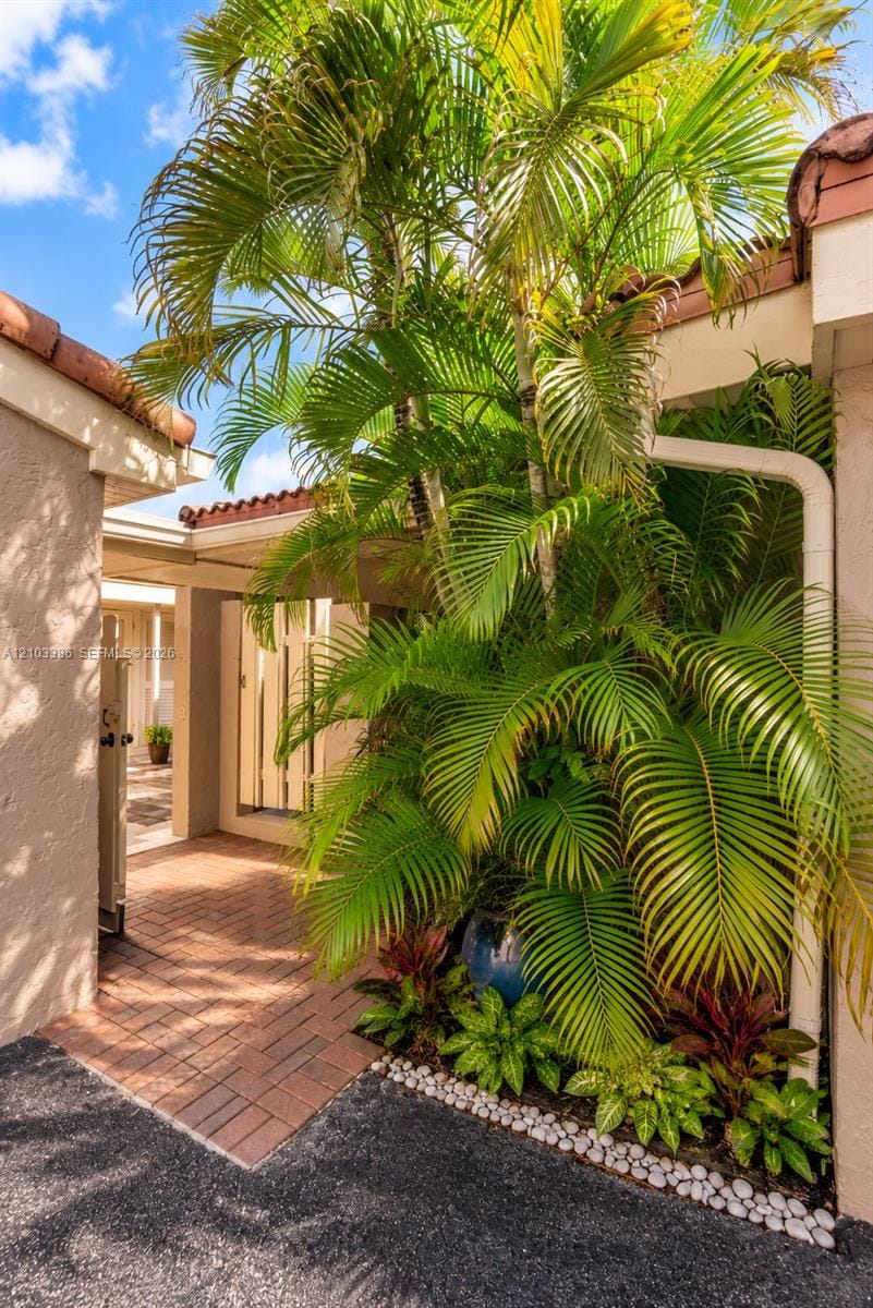 103 Tweedbrook Lane 101, Hollywood, FL 33021