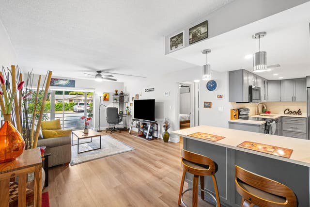 1428 SE 4th Avenue, Deerfield Beach, FL 33441
