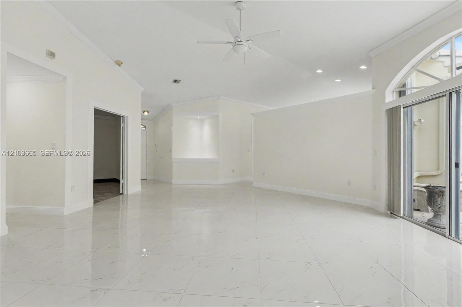 15251 Wilshire Way, Pembroke Pines, FL 33027 photo 12
