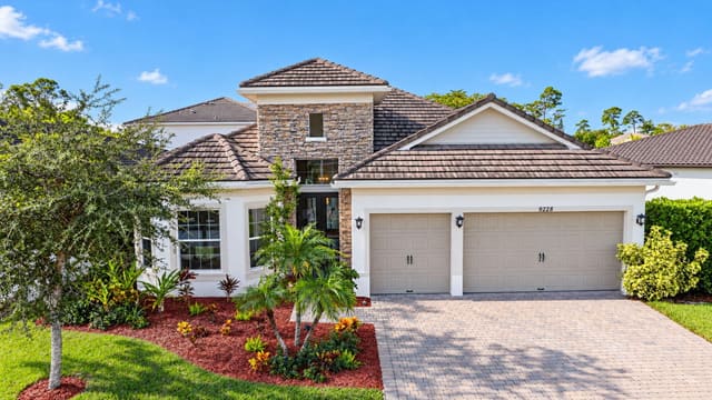 9228 GREENSPIRE Lane, Lake Worth, FL 33467