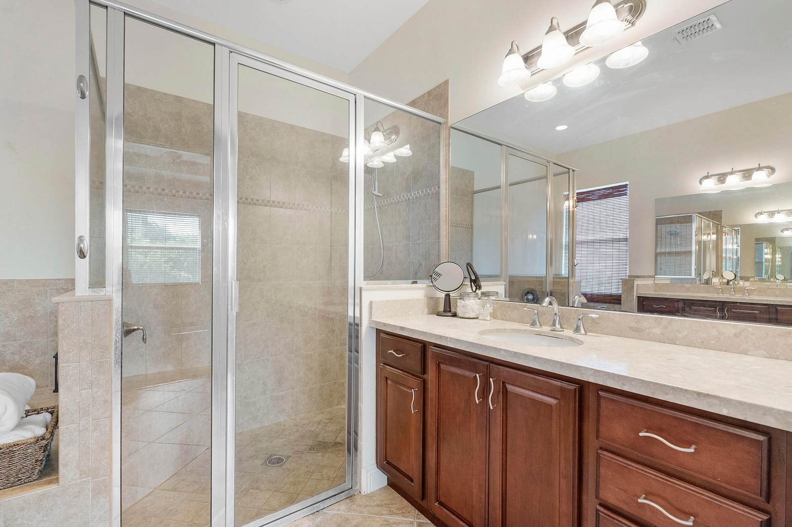 8376 NW 121st Way — photo 7
