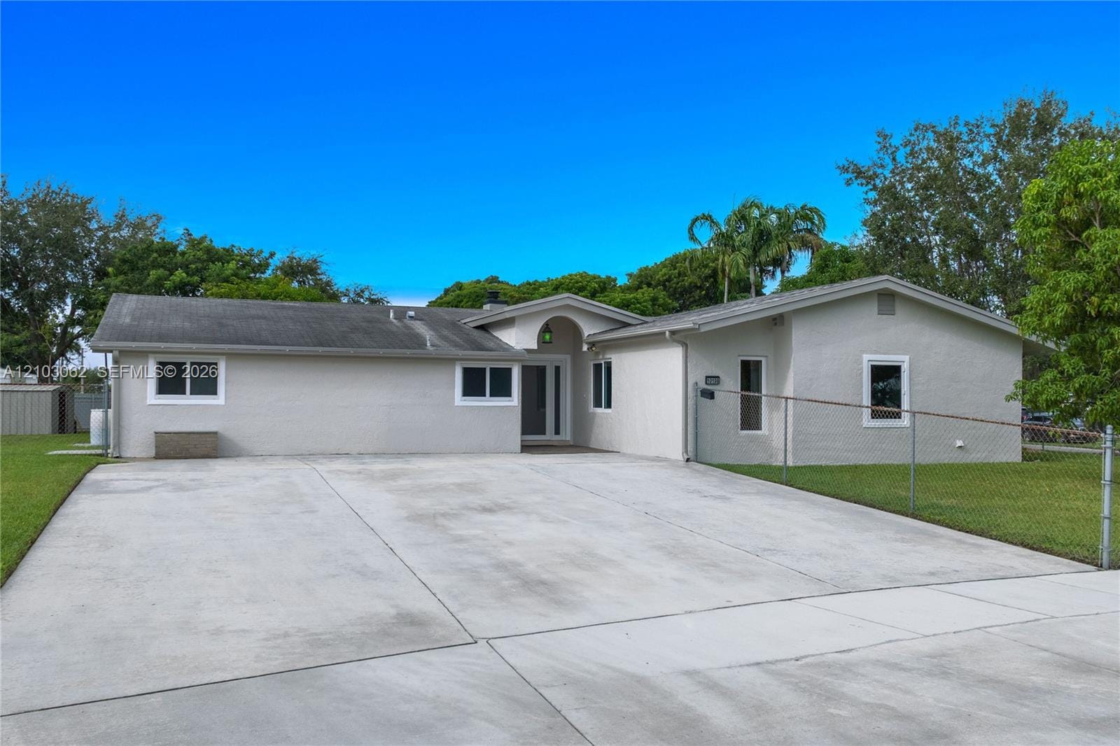 10198 SW 203rd Terrace, Cutler Bay, FL 33189 photo 2