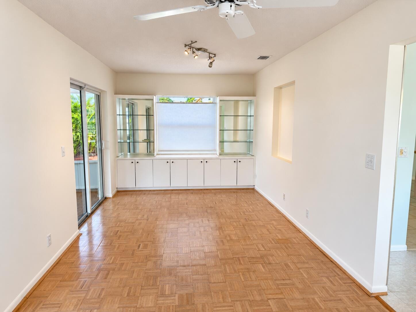 6309 DUSENBURG Road — photo 11