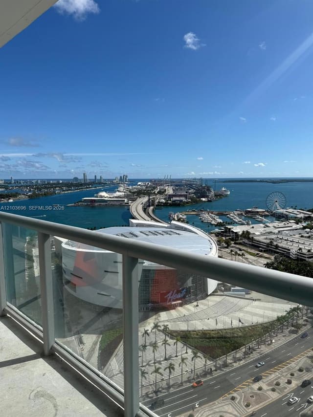 888 Biscayne Boulevard 3101, Miami, FL 33132