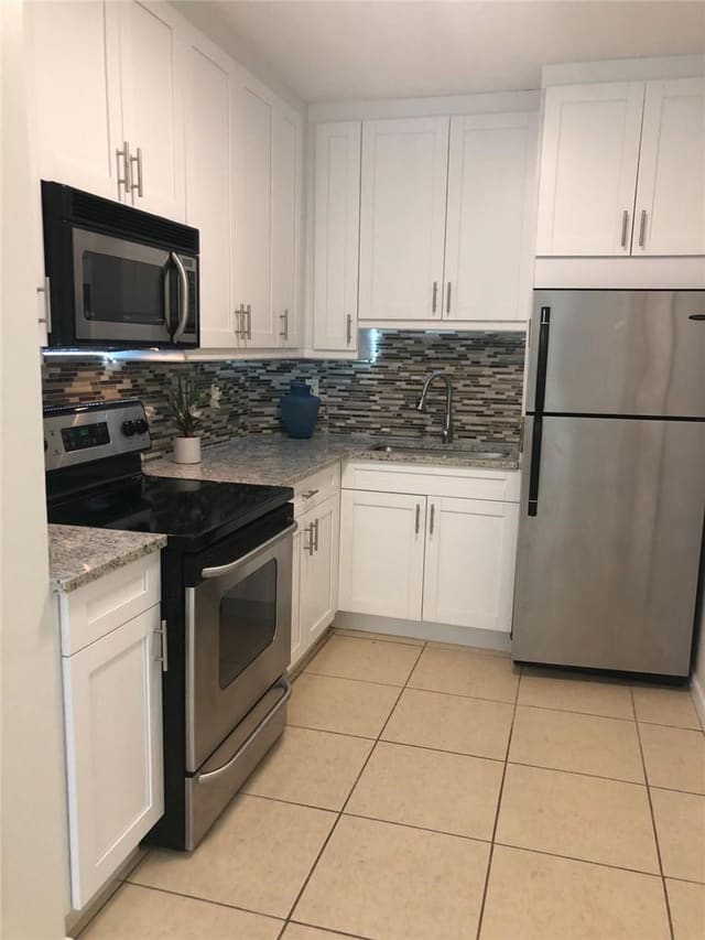 2426 SE 17TH Causeway SE 205A, Fort Lauderdale, FL 33316