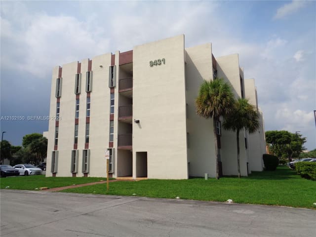 9431 SW 4th Street 103-7, Miami, FL 33174