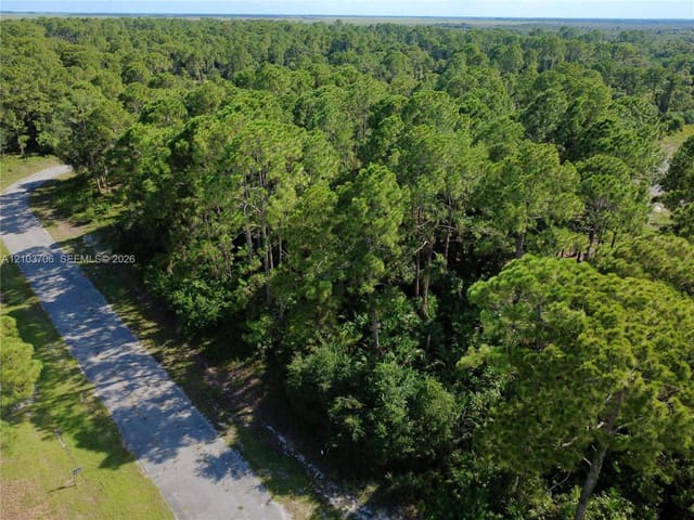 106 Rosemont Place, LaBelle, FL 33935