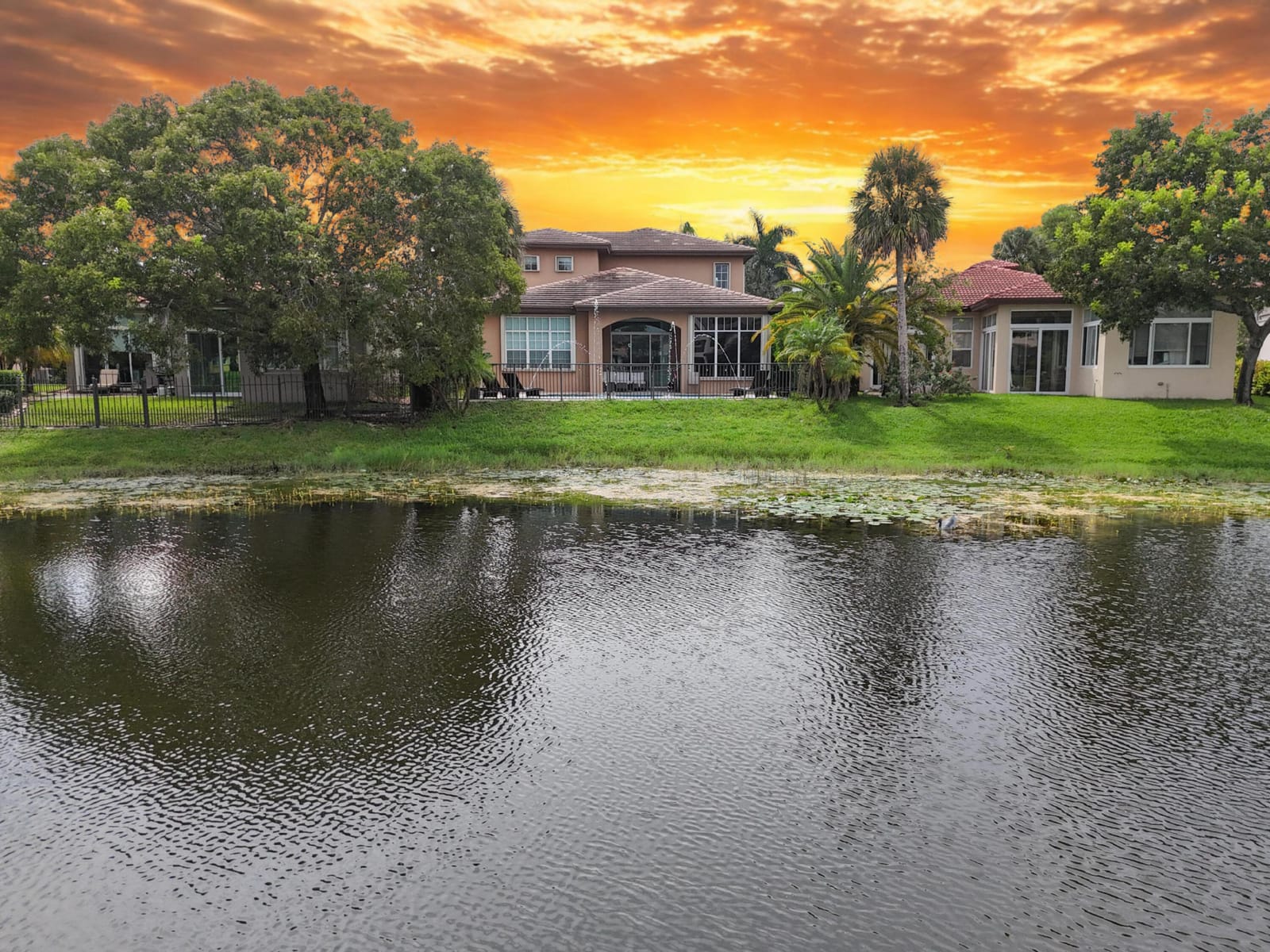 8217 NW 107th Terrace, Parkland, FL 33076 photo 2