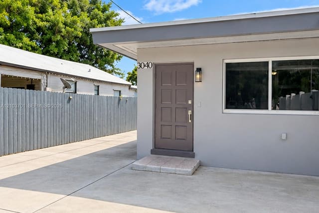 3040 NW 27th Street 3040, Miami, FL 33142