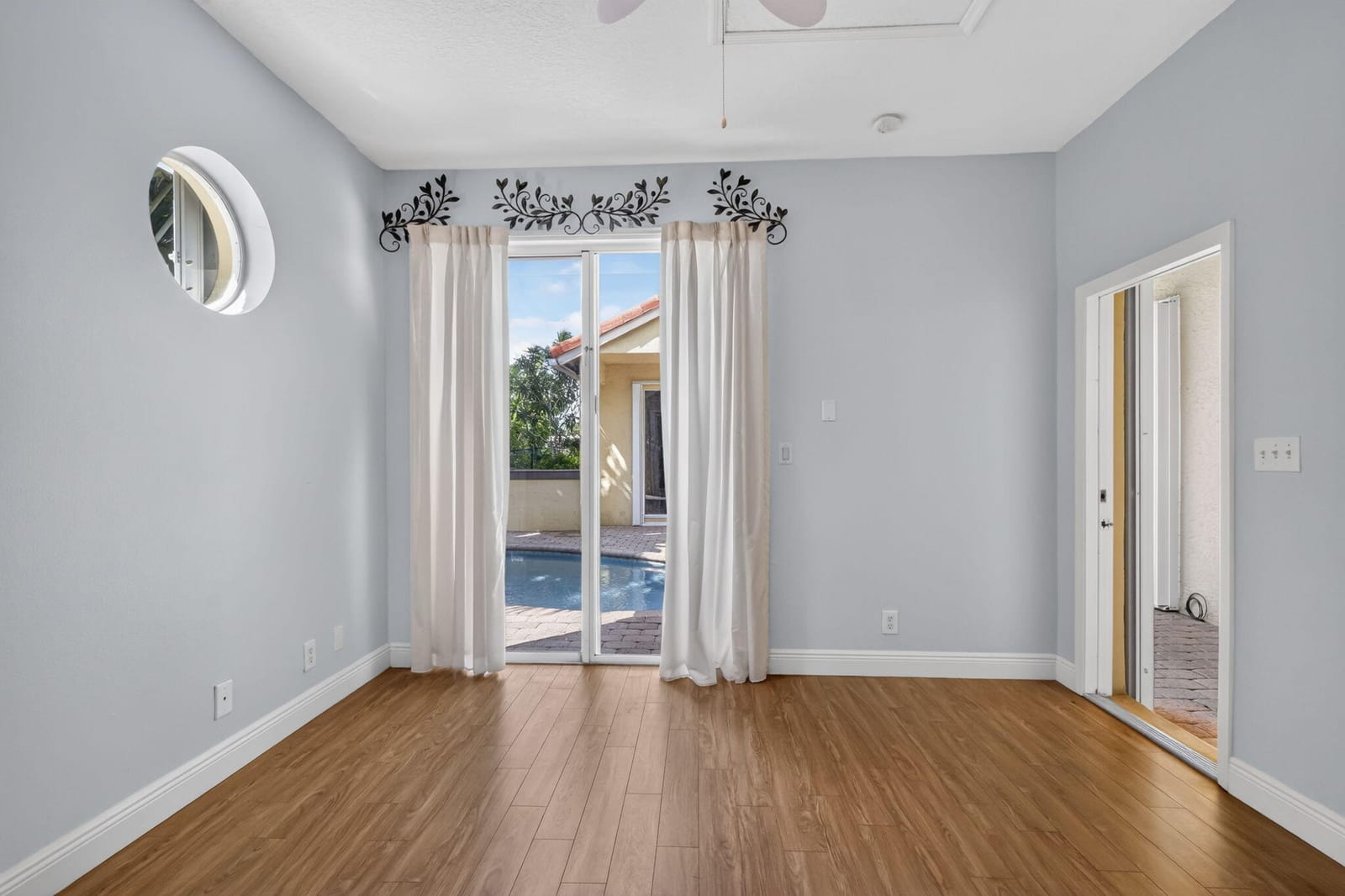 8085 SAW PALMETTO Lane — photo 9
