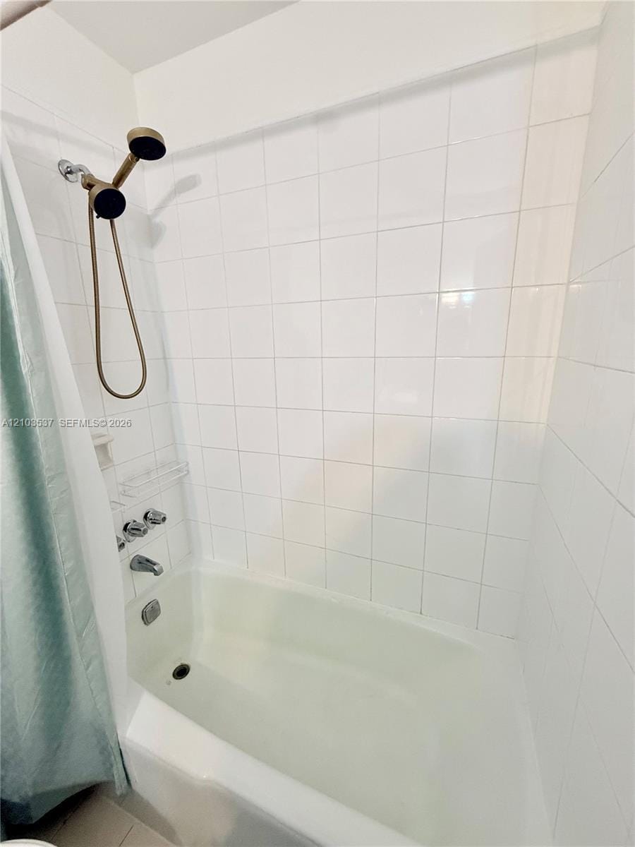 18111 NW 68th Avenue G206 — photo 9