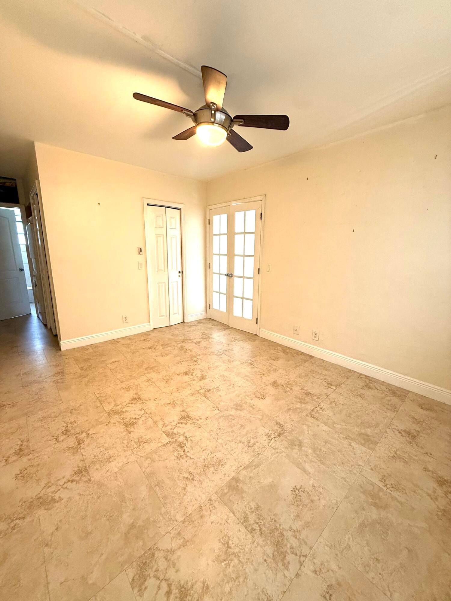 1100 NE 9TH Avenue 202 — photo 4