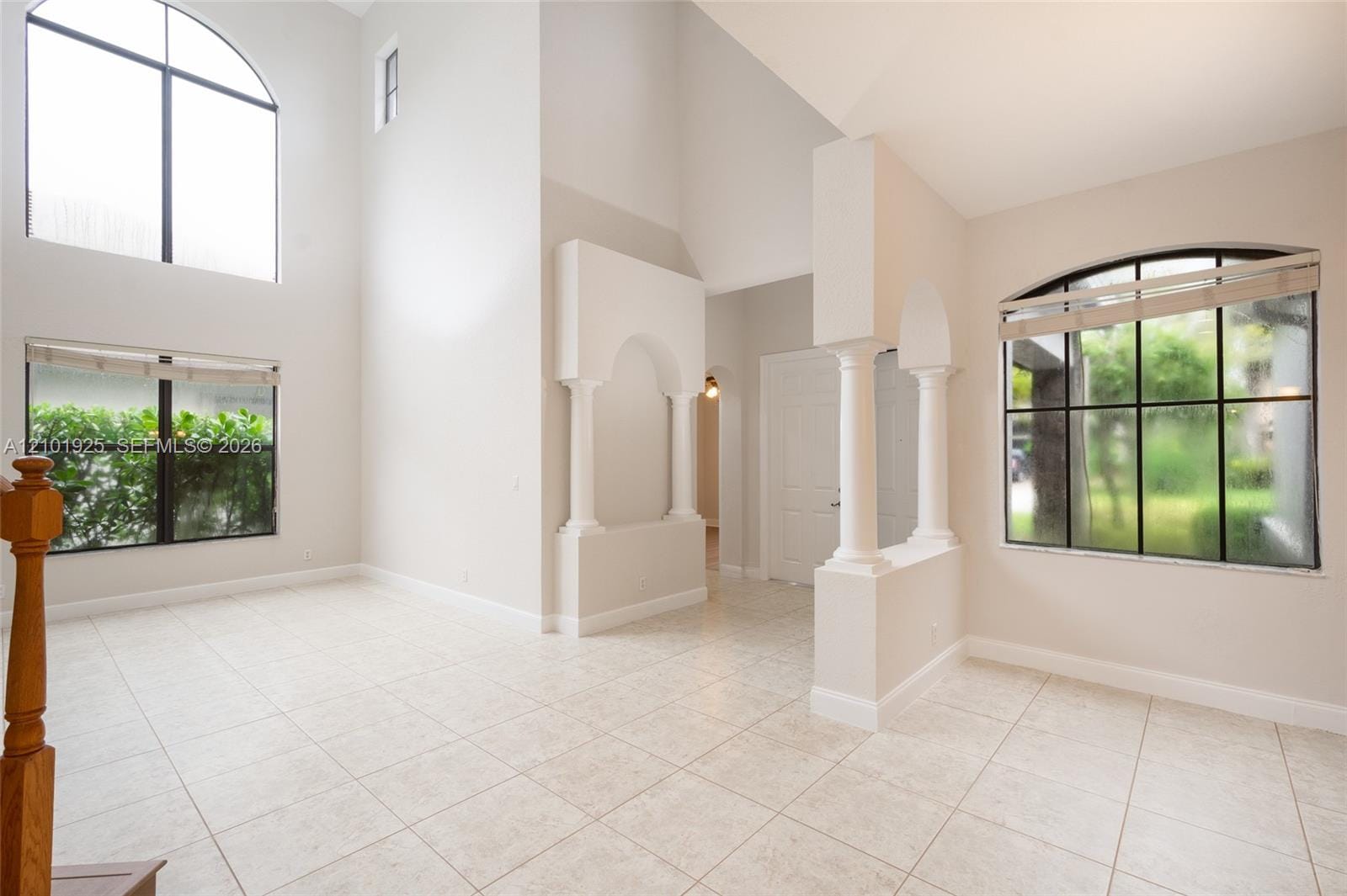 10444 Trianon Place — photo 12